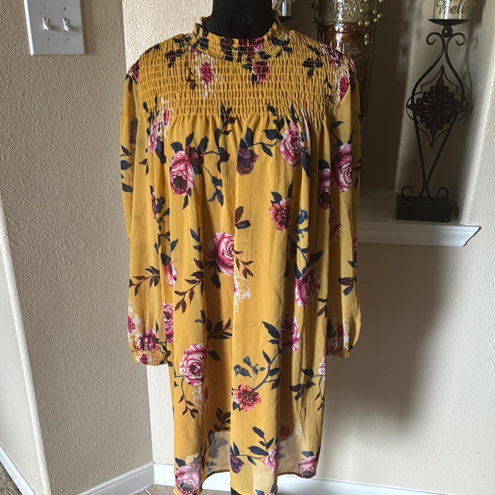 Signature Studio Yellow Floral Dress